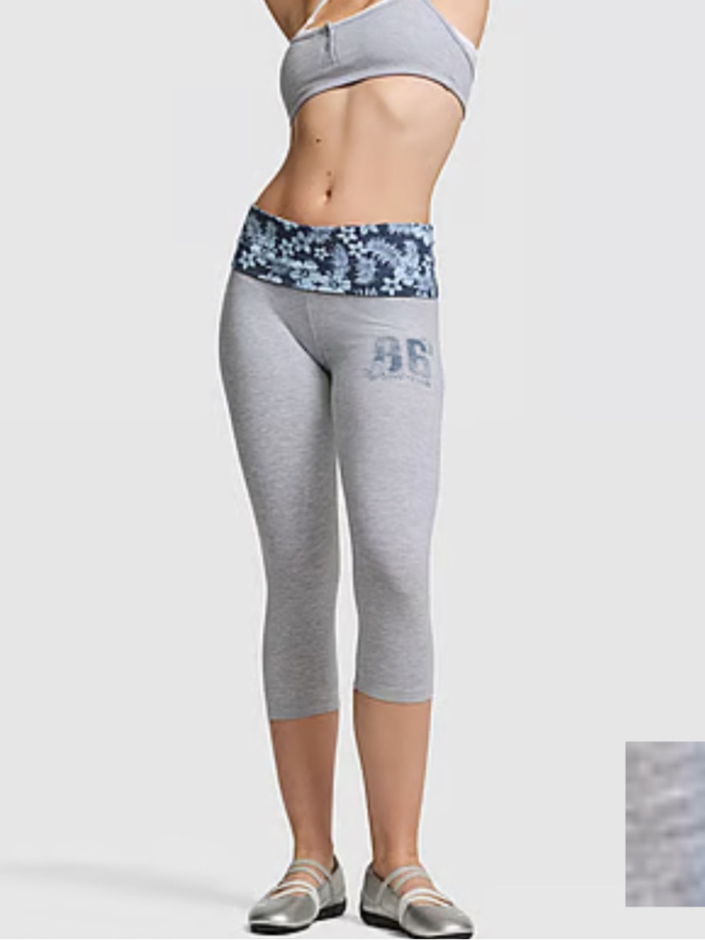 New Small Grey Blue Victoria’s Secret PINK Capri Floral Yoga Pants Leggings